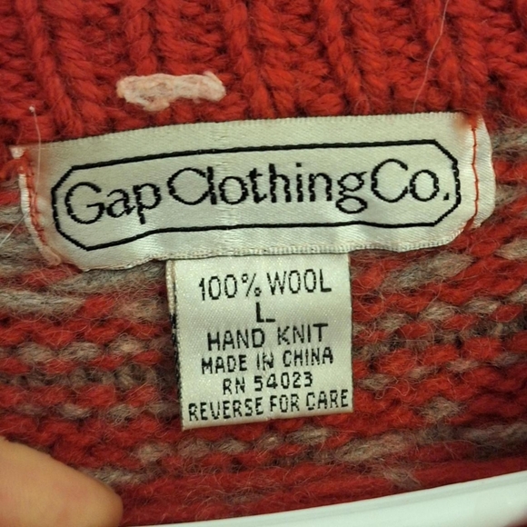 Vintage Gap sweater - Picture 2 of 2